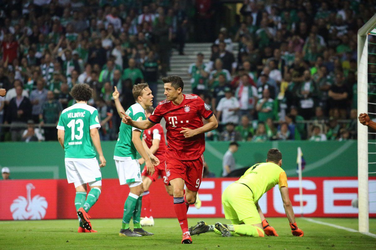 包含关键时刻德国杯传出新动向，山东泰山防线松动，管理层表态：信心回归，更衣室氛围转暖的词条